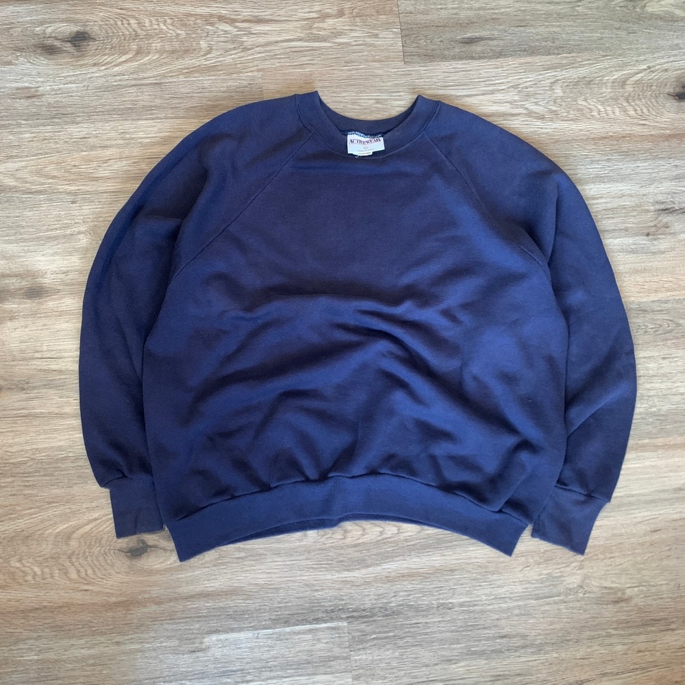 Vintage 90s Activewear Sweatshirt Large Navy Blue Crewneck Raglan Made in USA